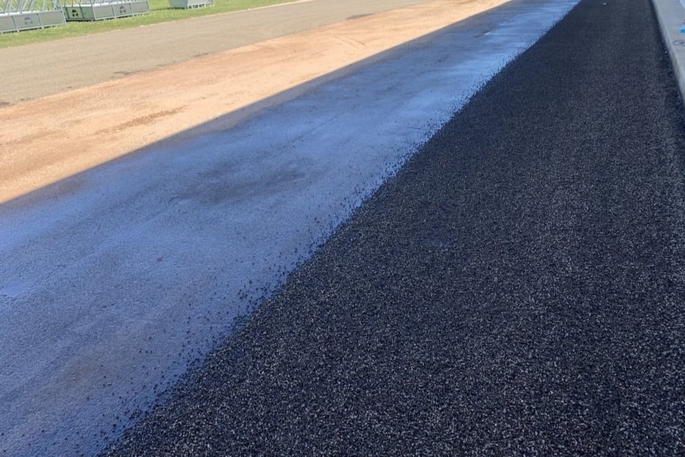When to Resurface vs Replace Your Bitumen Driveway